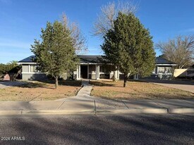 3110 E 13th St in Douglas, AZ - Building Photo