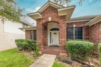 302 Chesapeake Bay Ln S in Austin, TX - Building Photo - Building Photo