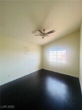 660 Bonanza Plain Ave in Henderson, NV - Building Photo - Building Photo