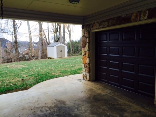 124 Arlington Cir in Kingsport, TN - Building Photo - Building Photo