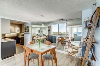 200 Ocean Trail Way, Unit 1107 in Jupiter, FL - Building Photo - Building Photo