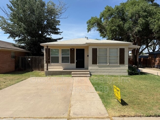 property at 3008 35th St