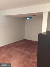 1307 Fairlakes Pl in Bowie, MD - Foto de edificio - Building Photo