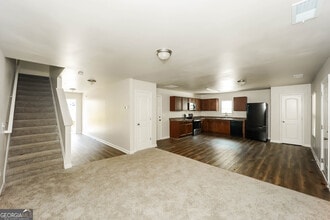 306 Blackfoot Trail in Villa Rica, GA - Building Photo - Building Photo