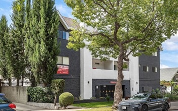 420 Windsor Rd in Glendale, CA - Foto de edificio - Building Photo