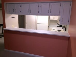 9014 S Pointe Ridge Ln, Unit 8 in Bloomington, IN - Building Photo - Building Photo