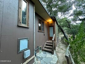 1281 Old Topanga Canyon Rd in Topanga, CA - Building Photo