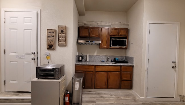 1 Brunello Dr in Santa Rosa, CA - Foto de edificio - Building Photo