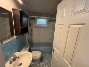 214 Rugby Rd in Lexington, KY - Building Photo - Building Photo