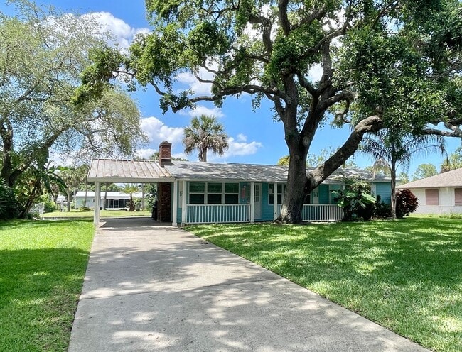 property at 694 Layport Dr