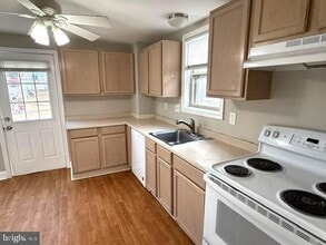 50 E 3rd St in Moorestown, NJ - Building Photo - Building Photo