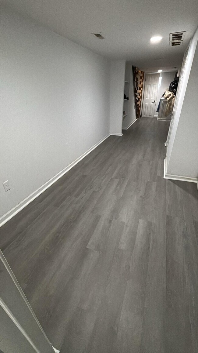 6023 Summer St in Philadelphia, PA - Foto de edificio - Building Photo