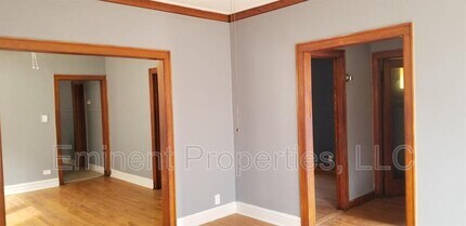 8608 S Kingston Ave in Chicago, IL - Building Photo - Building Photo