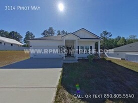 3114 Pinot Way in Crestview, FL - Building Photo