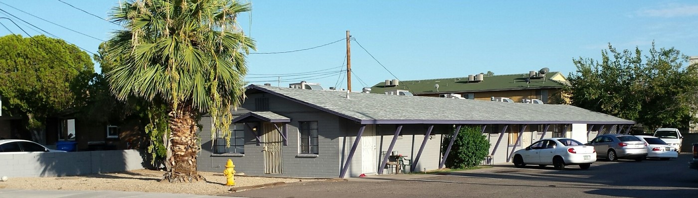 The North Apartments in Phoenix, AZ - Building Photo