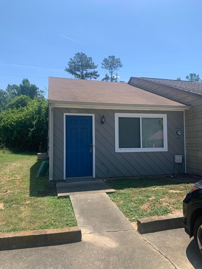 property at 1251 Continental Ct