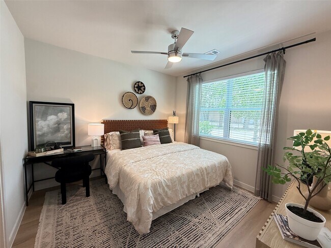 1610 Campbell Rd in Houston, TX - Foto de edificio - Building Photo