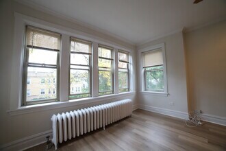 3733 N Christiana Ave in Chicago, IL - Building Photo - Building Photo