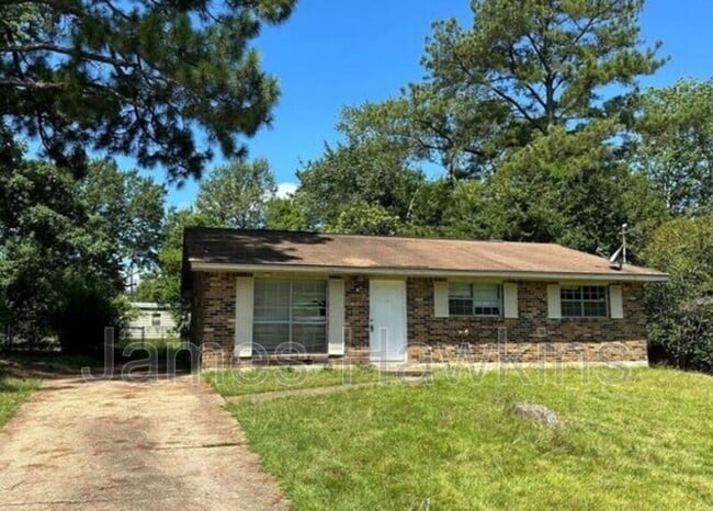 property at 6160 Hinchcliff Rd