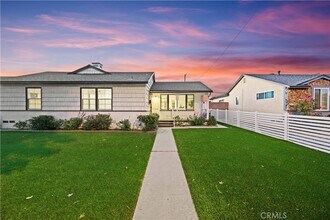 16521 Plummer St in Los Angeles, CA - Building Photo - Building Photo