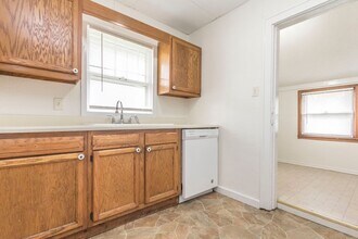 1724 E 14th St in Des Moines, IA - Building Photo - Building Photo