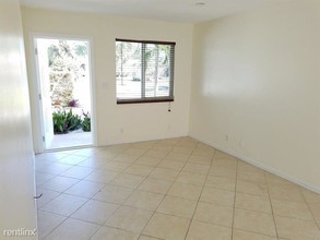 1231 NE 23rd Ave in Pompano Beach, FL - Foto de edificio - Building Photo