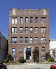 100 PROSPECT St in Jersey City, NJ - Foto de edificio - Building Photo