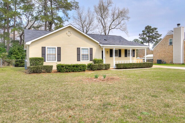 141 Cyndee Cir in Martinez, GA - Building Photo - Building Photo