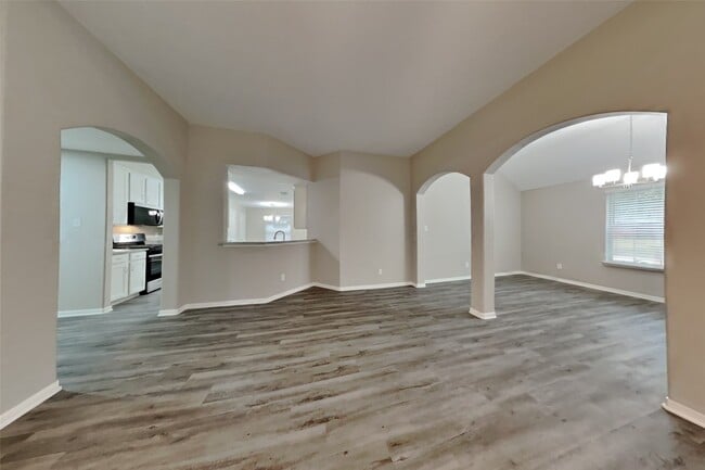 3701 Oak Crossing Dr in Pearland, TX - Building Photo - Building Photo