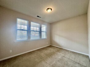 4531 Hubbard Falls Dr in Charlotte, NC - Building Photo - Building Photo