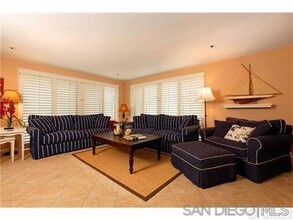 2130 Vallecitos in San Diego, CA - Building Photo - Building Photo