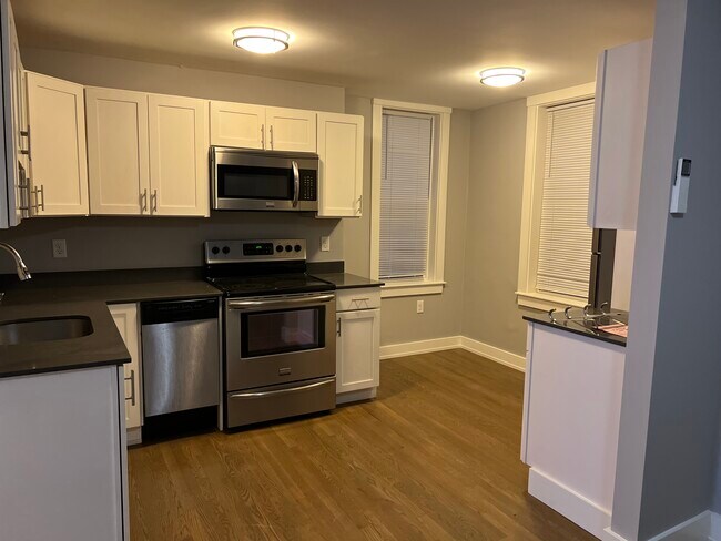 27 N Margin St, Unit 2 in Boston, MA - Building Photo - Building Photo