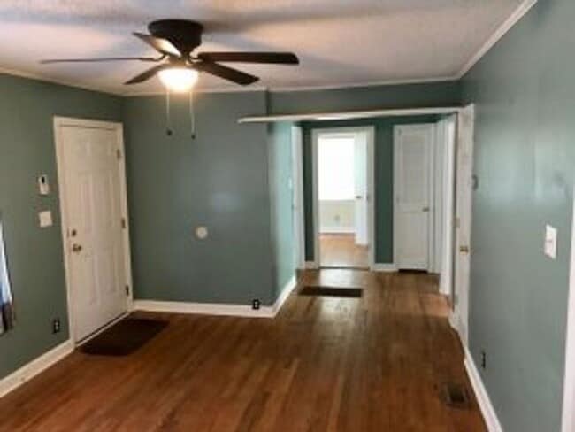 305 Anita Dr in Goose Creek, SC - Building Photo - Building Photo
