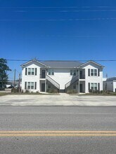 394 W Plum St in Jesup, GA - Building Photo - Building Photo