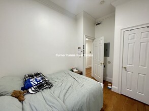 1613 Tremont St, Unit 1 in Boston, MA - Building Photo - Building Photo