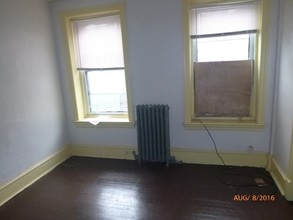 6035 Germantown Ave in Philadelphia, PA - Building Photo - Interior Photo