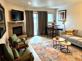 408 Bayview Dr in Frisco, CO - Building Photo