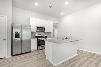 445 Camas Creek Ln in Magnolia, TX - Building Photo - Building Photo