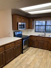 5620 S 98th St in Fort Smith, AR - Foto de edificio - Building Photo