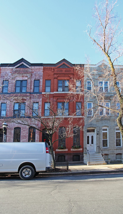 1828 Bolton St in Baltimore, MD - Building Photo