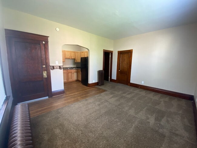 2216 S Harrison St in Fort Wayne, IN - Building Photo - Building Photo