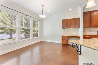 8000 Stonelake Village Ave, Unit 201 in Baton Rouge, LA - Building Photo - Building Photo