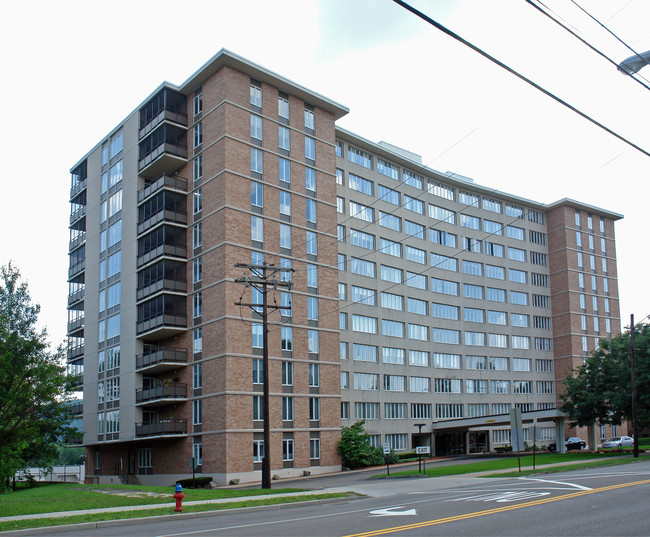 5 Riverside Towers in Binghamton, NY - Foto de edificio - Building Photo