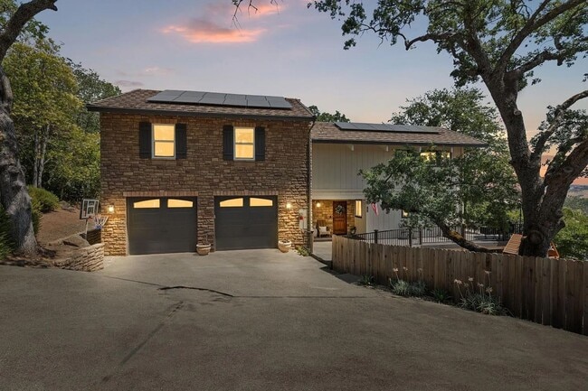 3393 Patterson Way in El Dorado Hills, CA - Building Photo - Building Photo