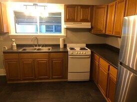 36 W Ridge St, Unit #1 in Lansford, PA - Building Photo