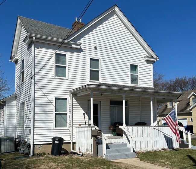 325 W 5th St in Sandwich, IL - Building Photo - Building Photo