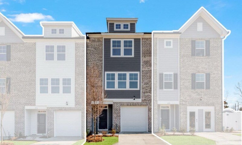 1917 Fishamble St in Fuquay Varina, NC - Building Photo