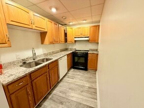 145 Spring Valley Rd in Reading, PA - Building Photo - Building Photo