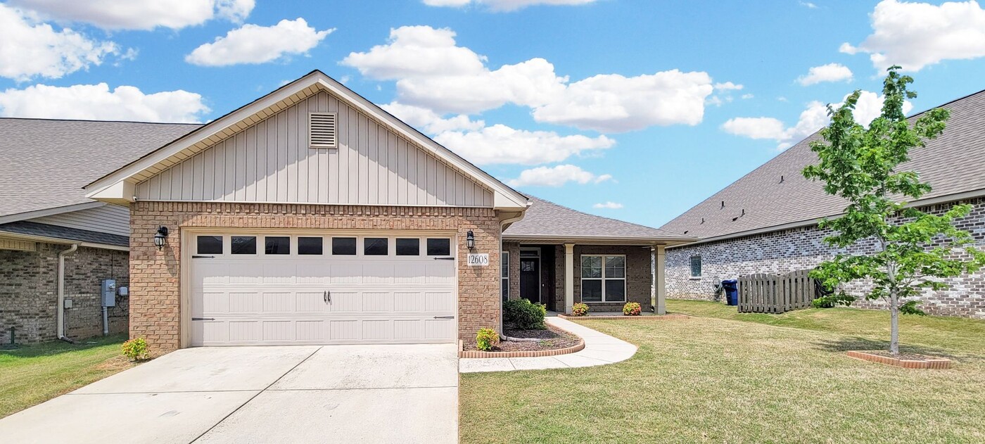 12608 Old Silo Trail SW in Huntsville, AL - Building Photo