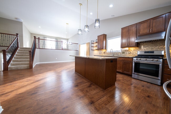 20904 Greenwood Ct in Lakeville, MN - Building Photo - Building Photo